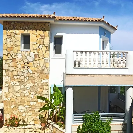 Apartament The Laganas
